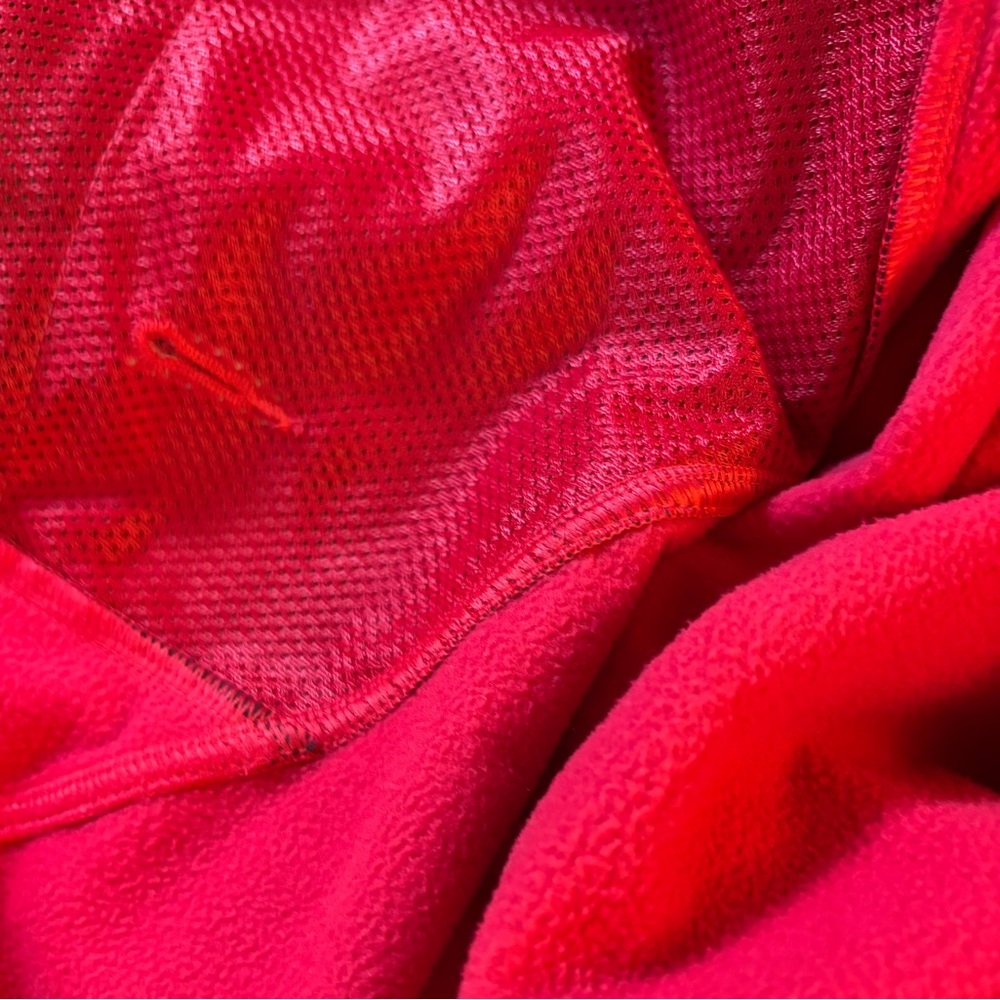 Under Armour Men's Red Performance Jacket - Picture 5 of 14